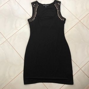Sleeveless black dress